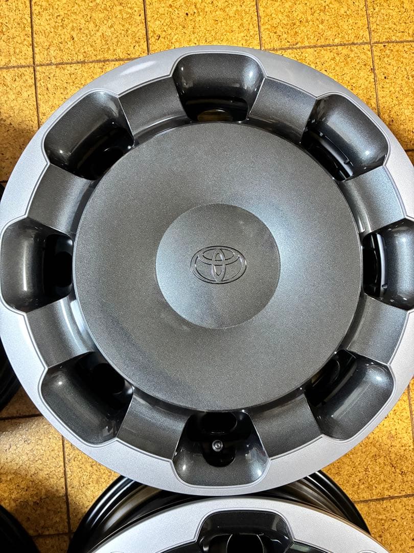 【セット売り限定②】　トヨタ　10シエンタ Zグレード　純正ホイール　新車外し