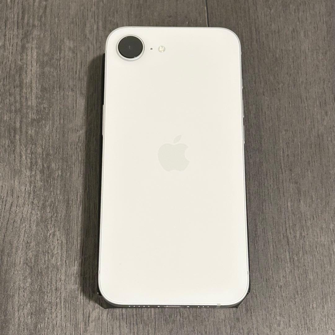 【超美品】iPhone 16e｜256GB｜SIMフリー