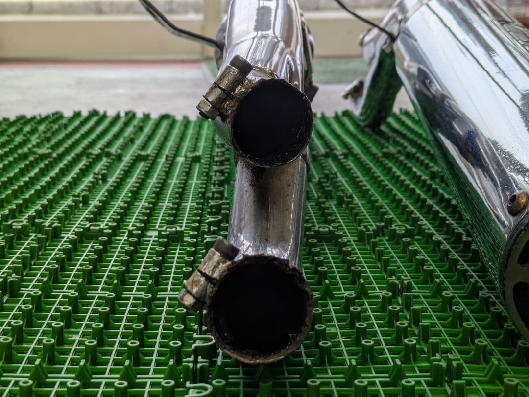 KERKER VMAX1200 VP20N スリップオンマフラー