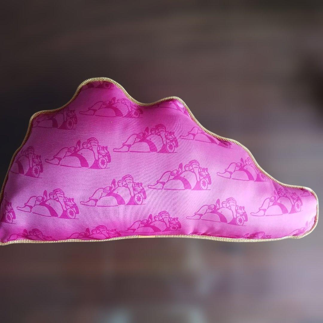 ガネーシャのデザインクッション