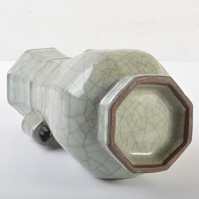 中国　汝窯　青磁　氷裂文　八角面取双耳瓶　C　7363E