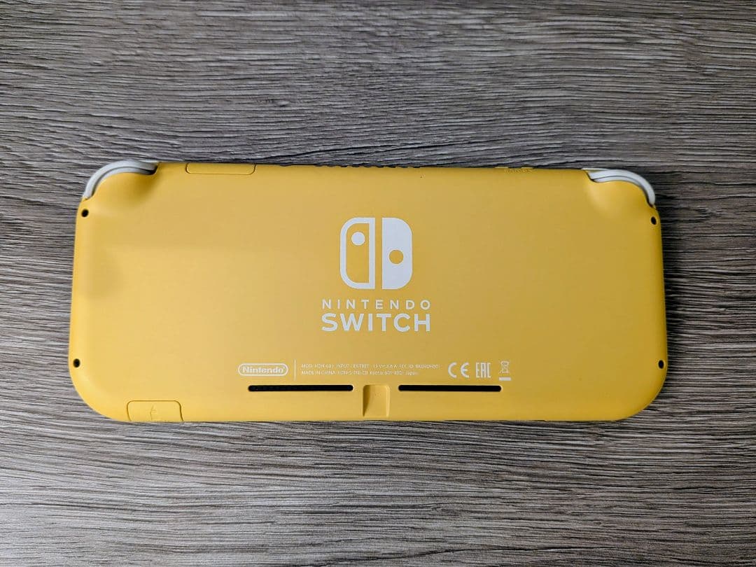 Nintendo Switch Lite 本体 イエロー【箱あり】