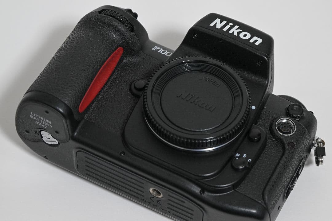 フィルムカメラ Nikon F100+Micro-NIKKOR-P Auto 55mm f3.5