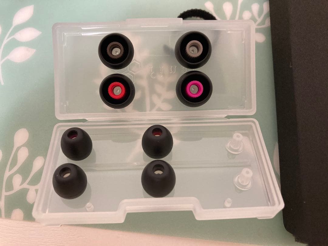 final S3000 リケーブル可能イヤホン