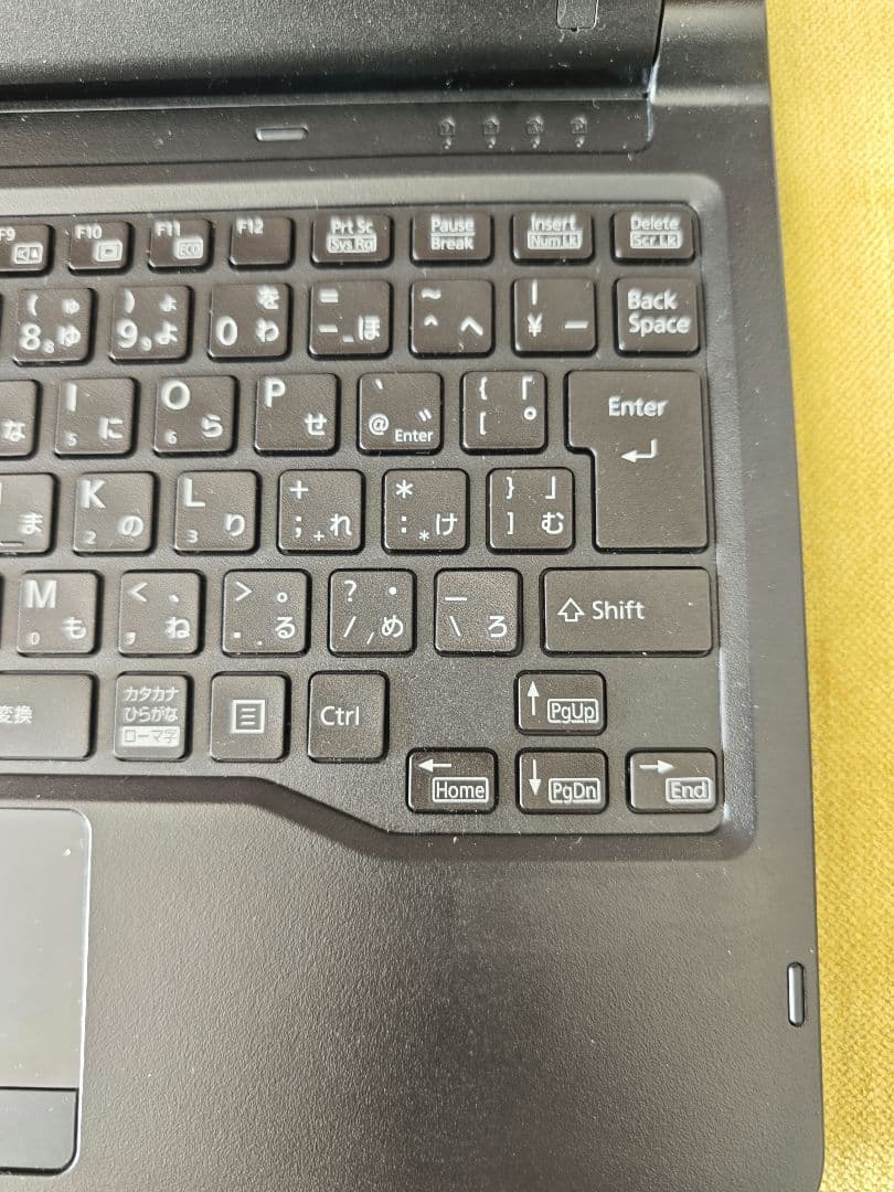 富士通 LIFEBOOK Q7311/FB（2022年モデル）i5 / 8GB