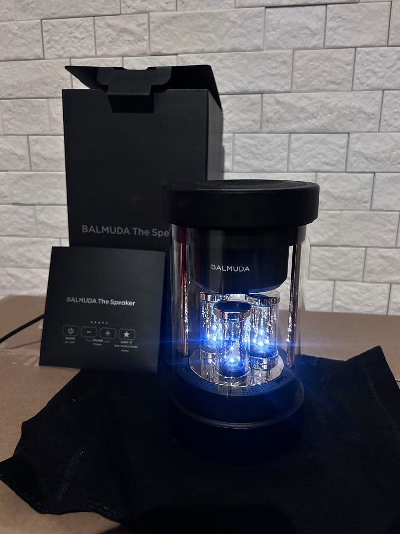 BALMUDA The Speaker 本体　取説・専用充電器・箱付き
