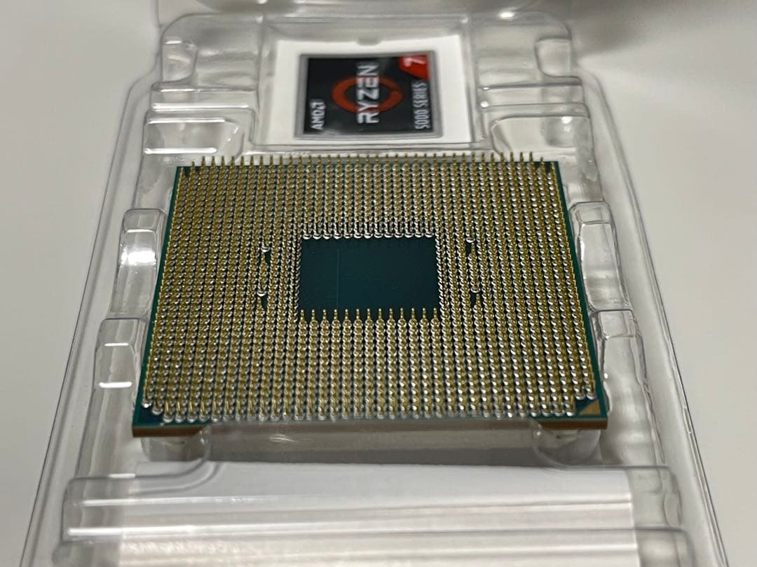 美品 AMD Ryzen 7 5700X3D 中古 ピン折れなし AM4