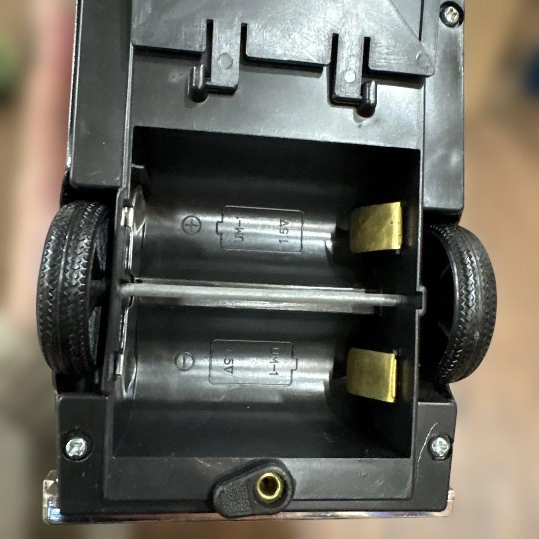 シボレーパトカー　ミステリーアクション　ヨネザワのおもちゃ　音なります　動きます