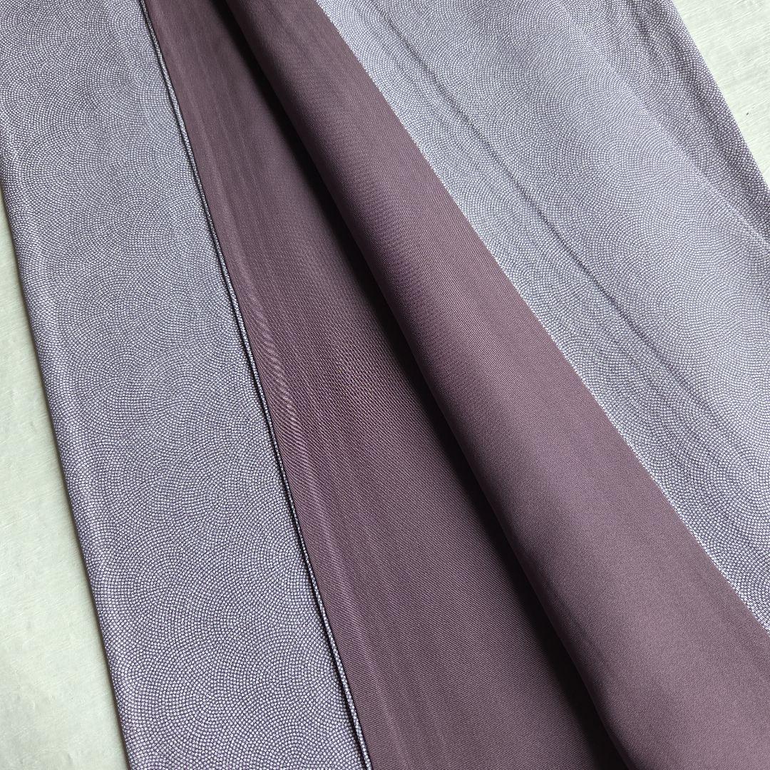 淡い灰青紫色　伊勢型両面染めの鮫小紋