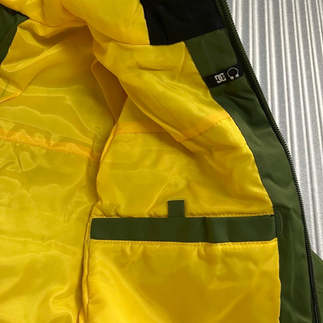 未使用　DC スノボウェア　スキーウェア　子供用　キッズ　上下　150cm