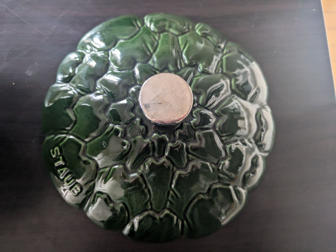 STAUB　アーティチョーク　 鋳鉄製ラウンド鍋 グリーン 約22cm