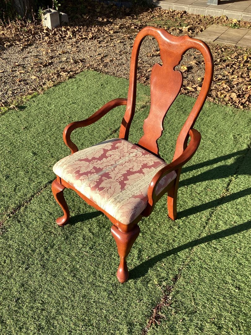 ダイニングチェア　猫脚　クラシカル　アームチェア　椅子