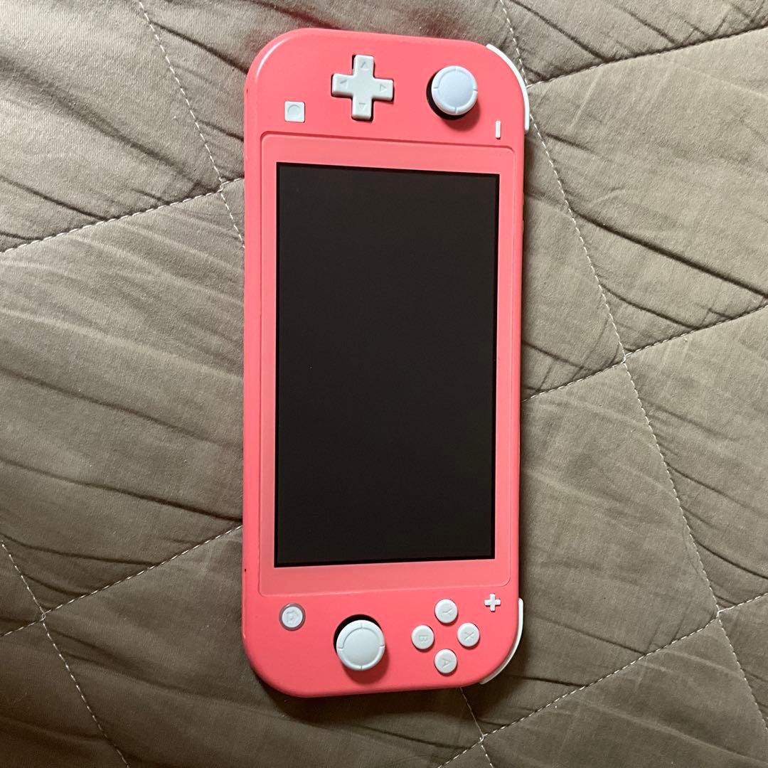 Nintendo Switch LITE コーラル