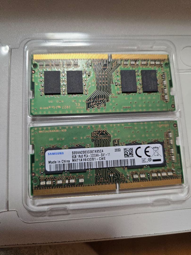 Samsung 2×8GB DDR4 メモリー M471A1K43DB1-CWE