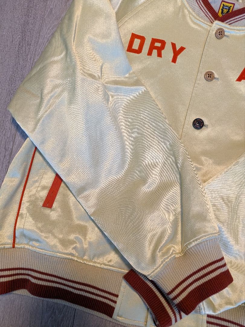 ヒューマンメイド　DRY ALLS ゴールドスタジャン