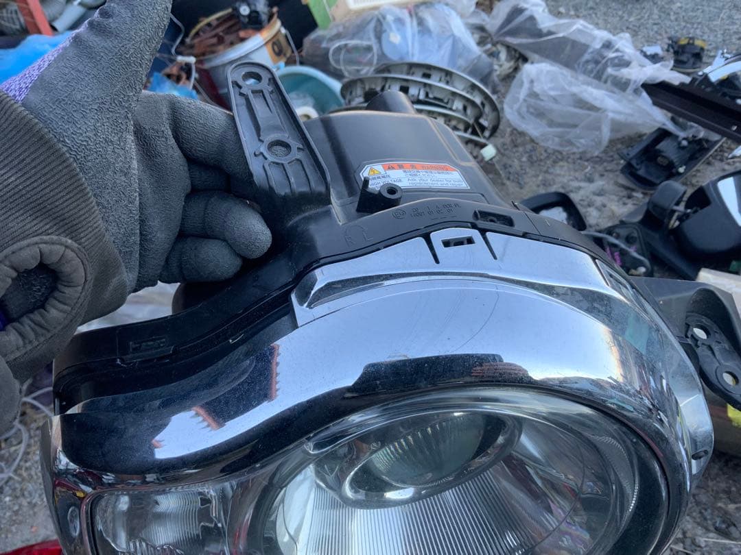ほぼ無傷　ハスラー MR31S MR41S 右ヘッドライト HID