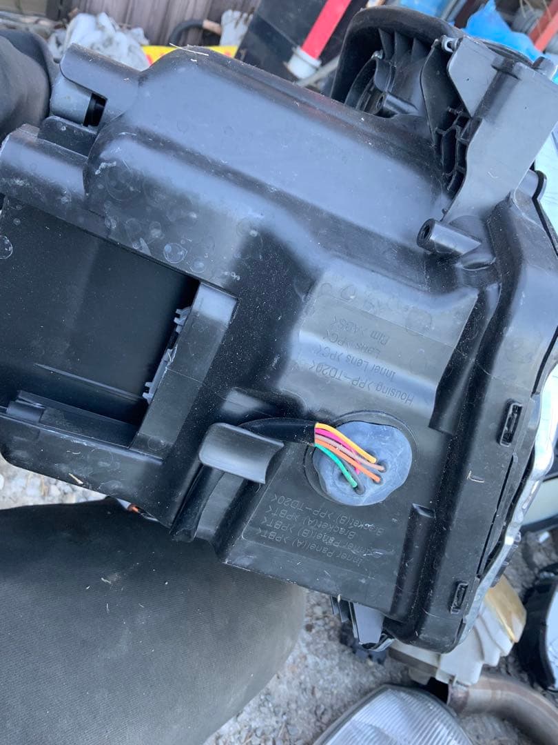 ほぼ無傷　ハスラー MR31S MR41S 右ヘッドライト HID