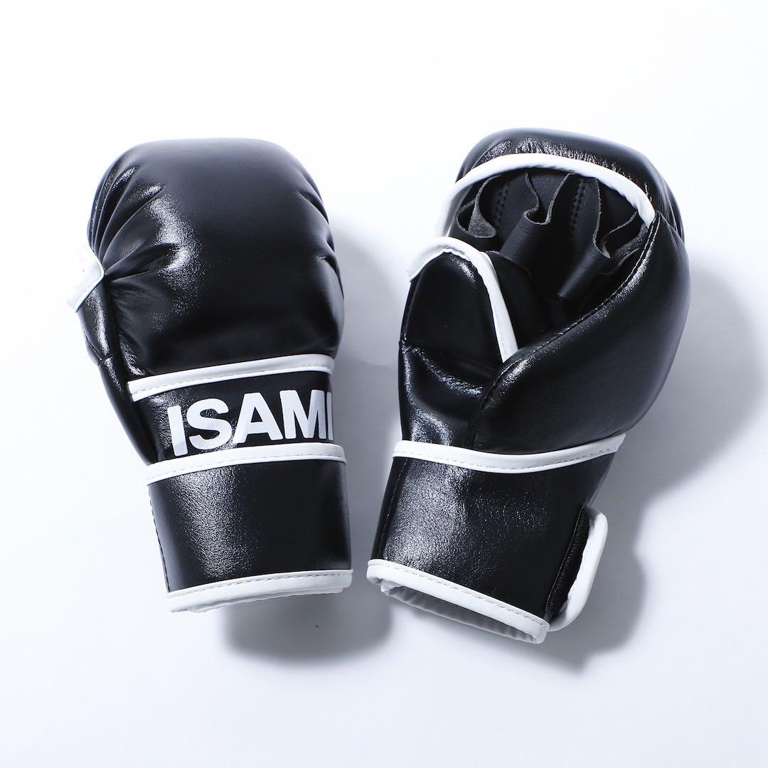 ISAMI MMAグローブ 黒色 オープンフィンガー