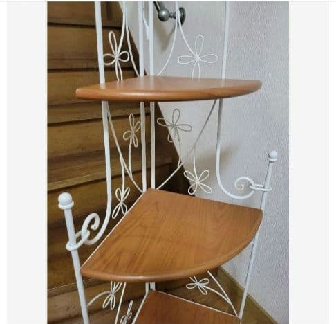 ホワイト 3段 シェルフ アンティーク風アイアン細工　コーナーラック