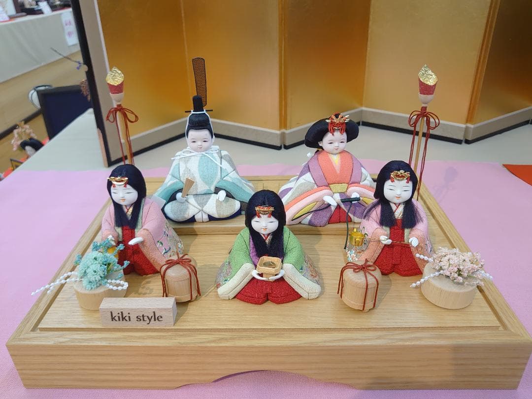 ●木目込み人形　●三人官女　●新品