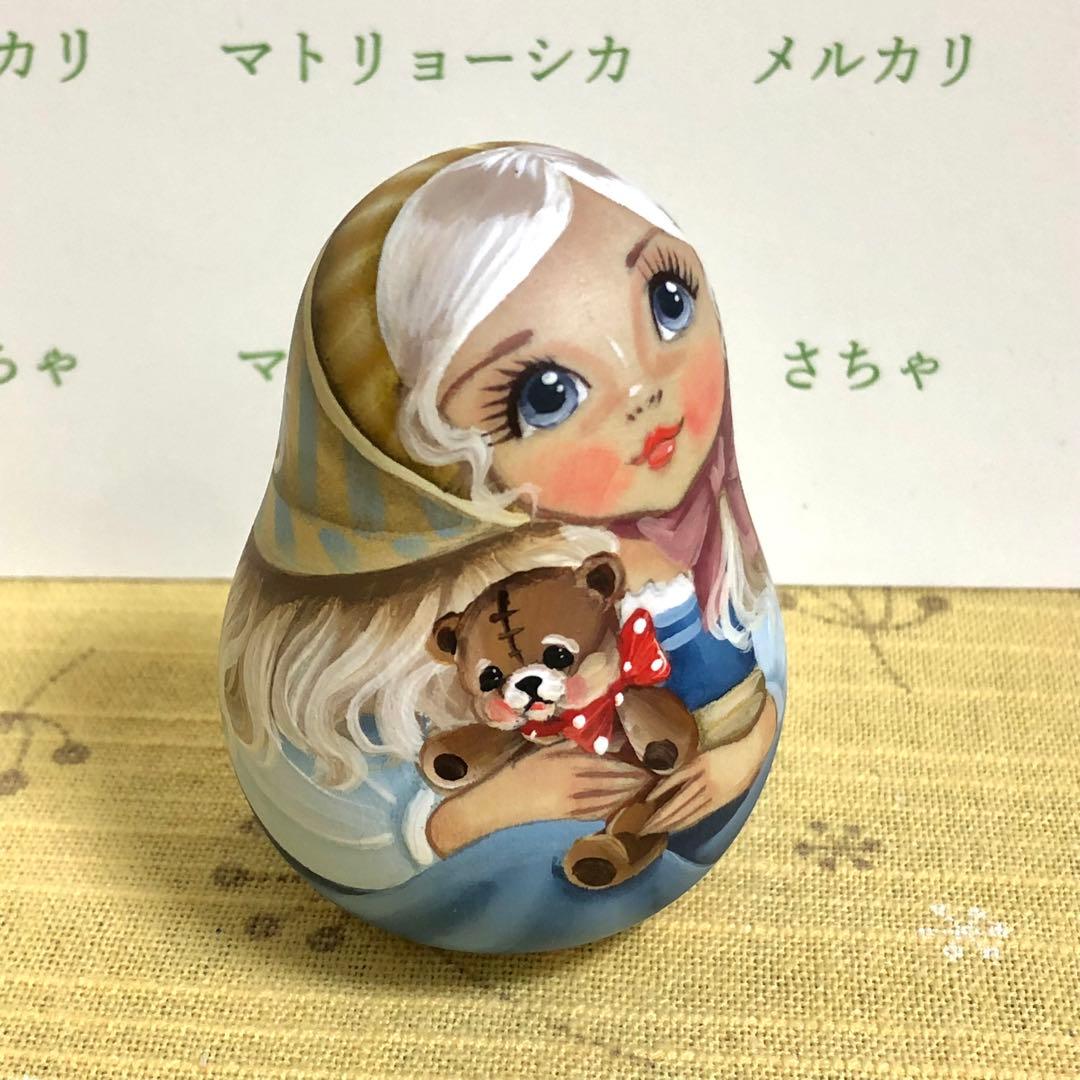 ロシア　マトリョーシカ　おきあがりこぼし　スヴェトラーナ・ニコラエヴァ
