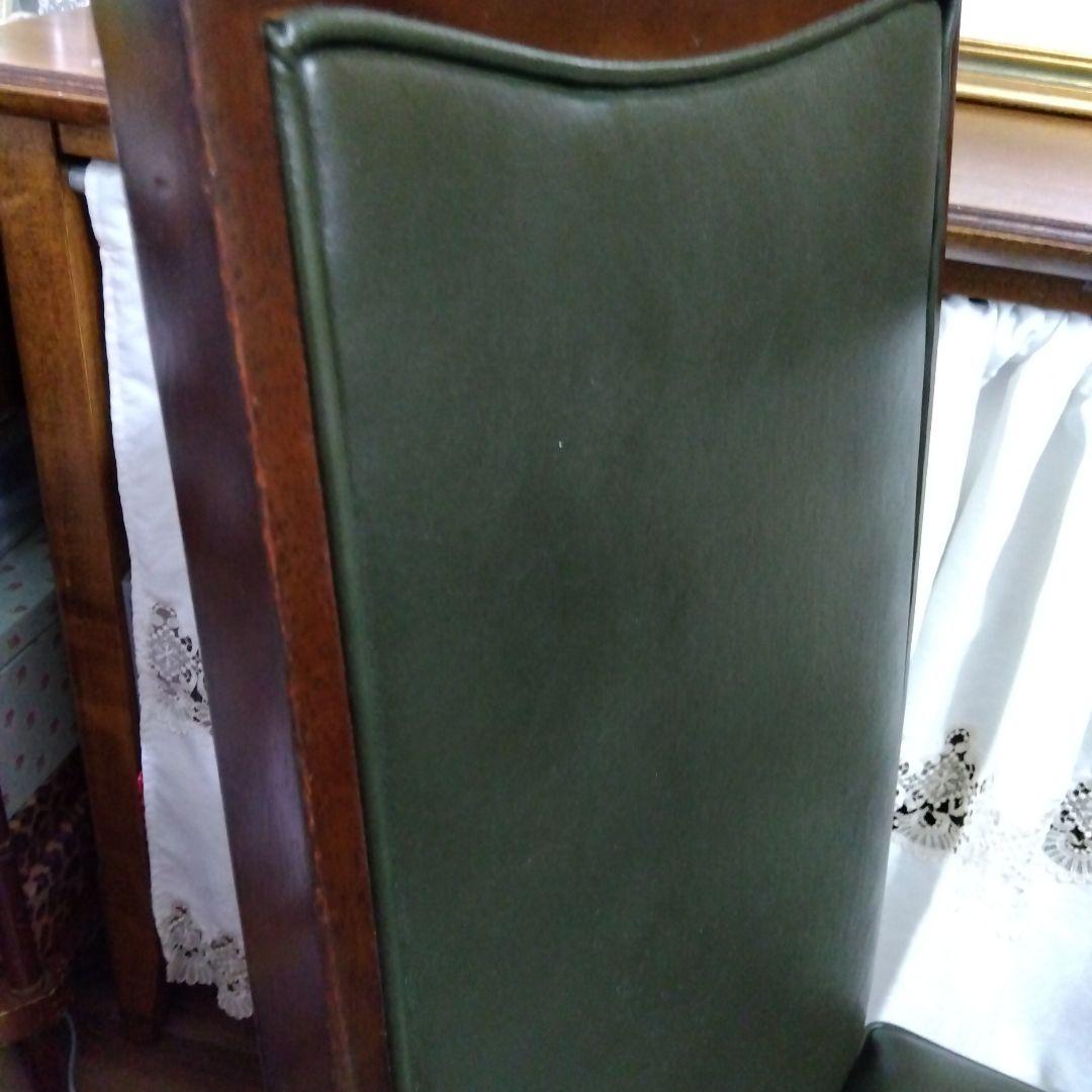 マルニ　ベルサイユシリーズ鋲打ちダイニングチェア