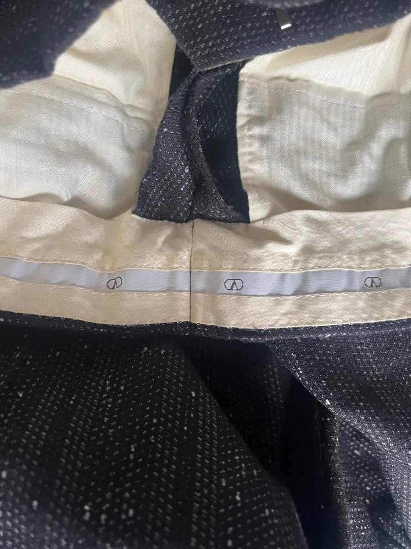 残り3日　1月31日で掲載終了　VALENTINO ダブルブレストスーツ80年代