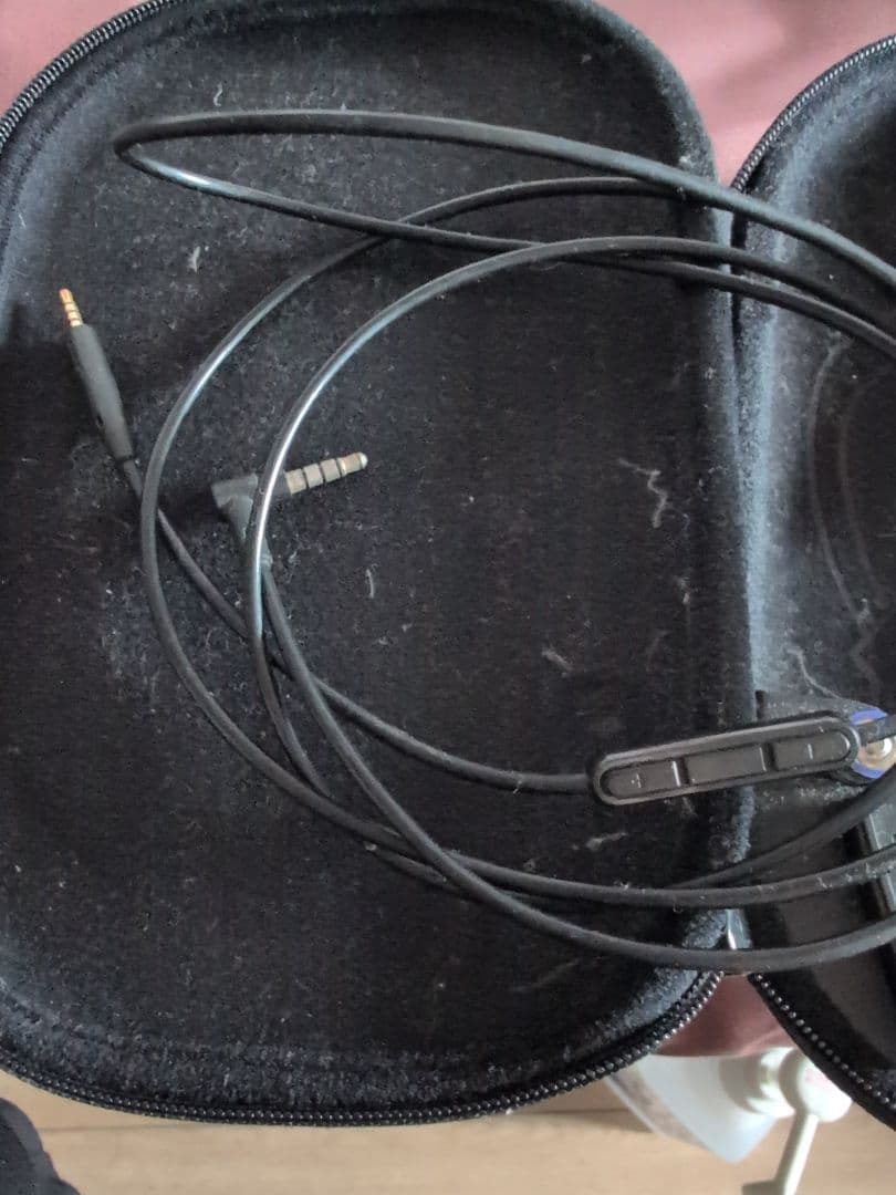 BOSE LIMITED EDITION ヘッドホン QC35II ケース付き