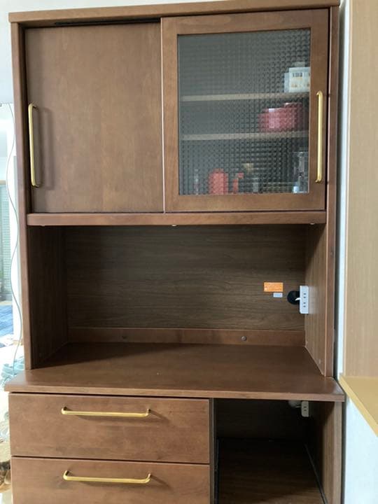 美品　リビングハウス　食器棚
