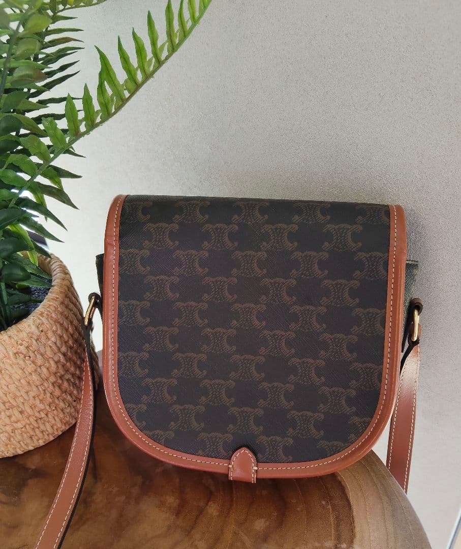 CELINEセリーヌ☆ミディアム フォルコバッグ トリオンフキャンバス＆カーフ☆