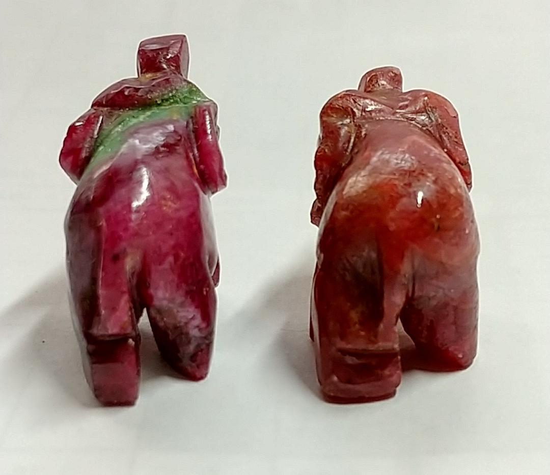 【処分特価】大粒ルビー 宝石 彫刻象 象モチーフ 2個セット
