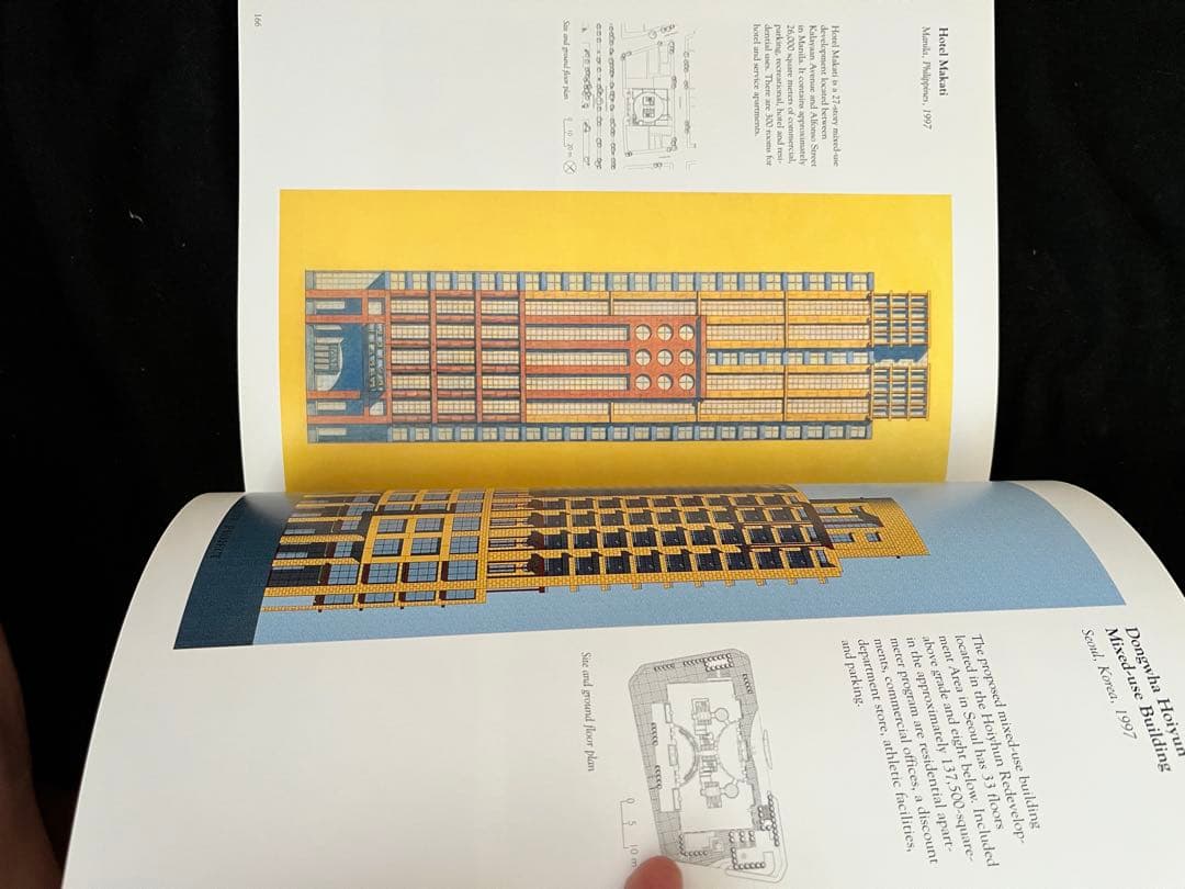 洋書　マイケルグレーブス作品集　建築デザイン