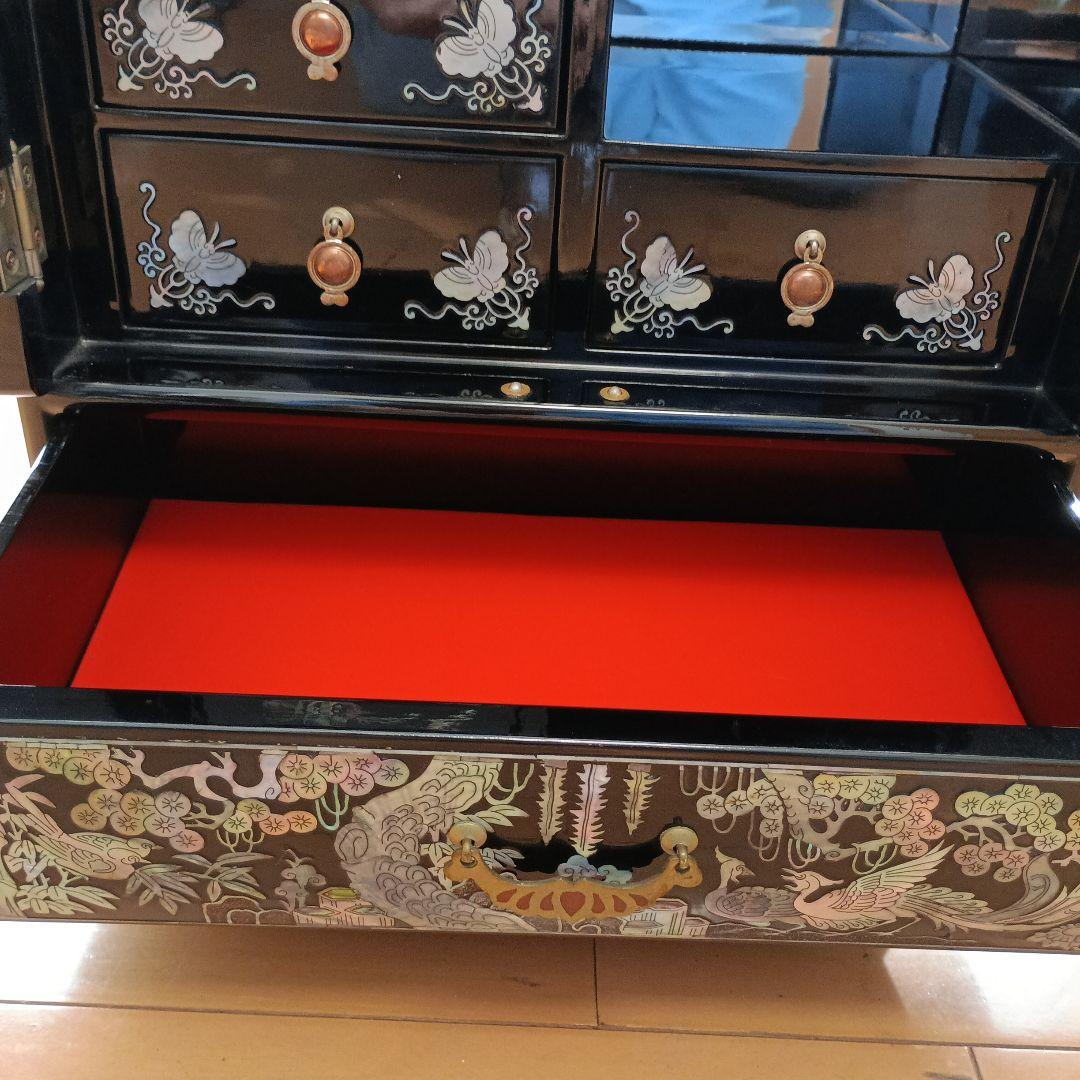 【訳あり】韓国伝統工芸 螺鈿細工 小箪笥 鳳凰・鶴・亀金具 卓上キャビネット