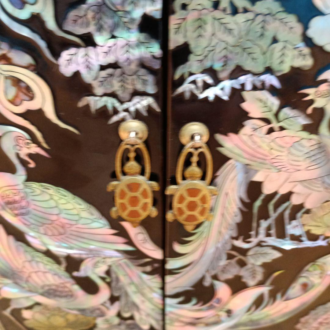 【訳あり】韓国伝統工芸 螺鈿細工 小箪笥 鳳凰・鶴・亀金具 卓上キャビネット