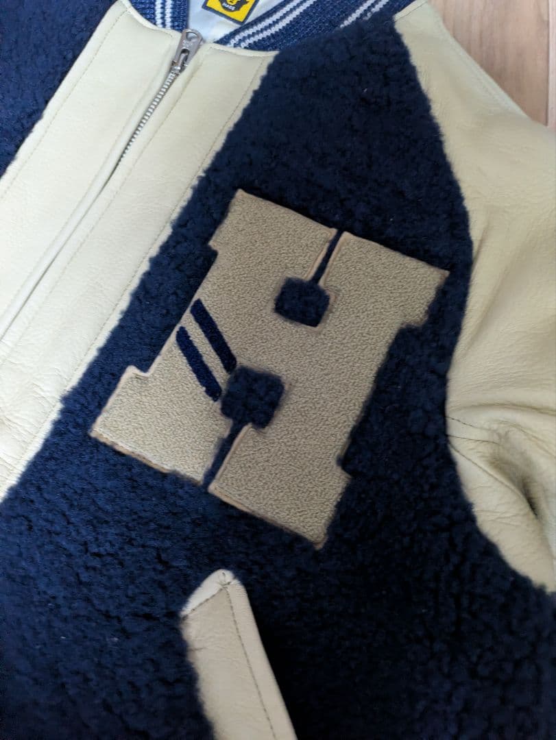 アイボリー・ネイビー スタジャン