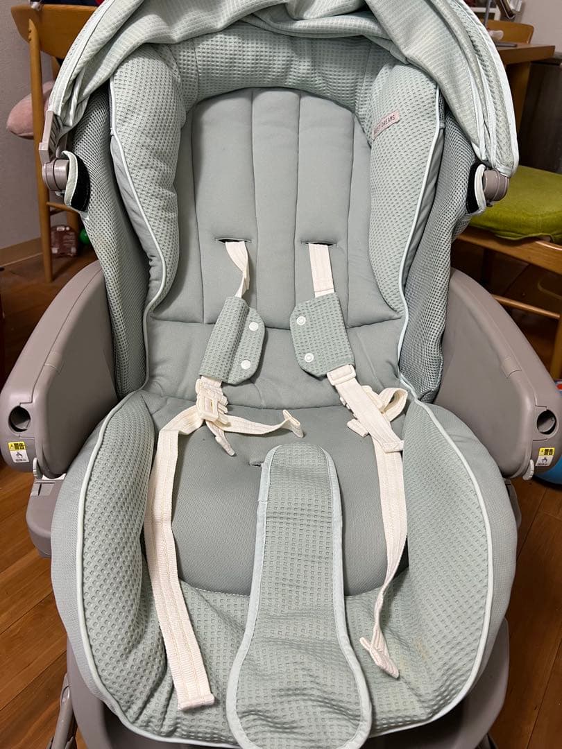 Aprica ユラリズム　オートプレミアム