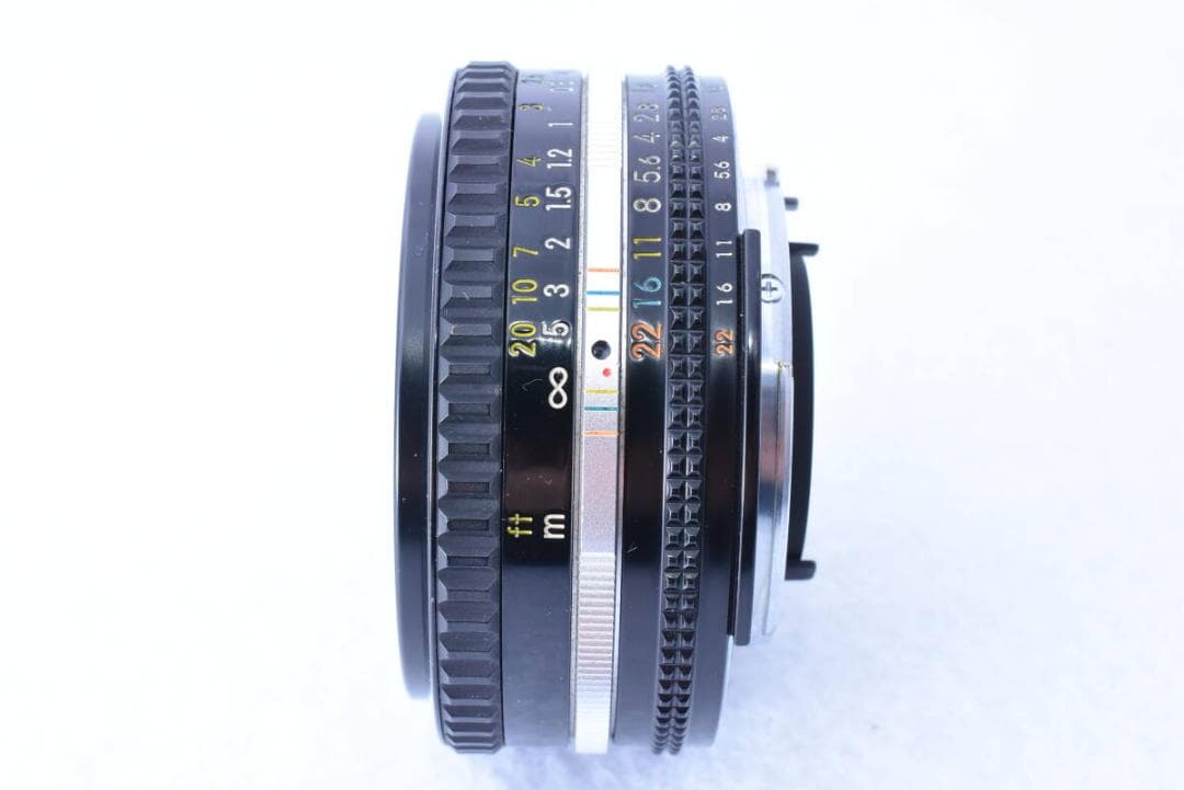 【❄基本の１本！❄】Nikon Ai-s 50mm F1.8 綺麗なボケが出ます