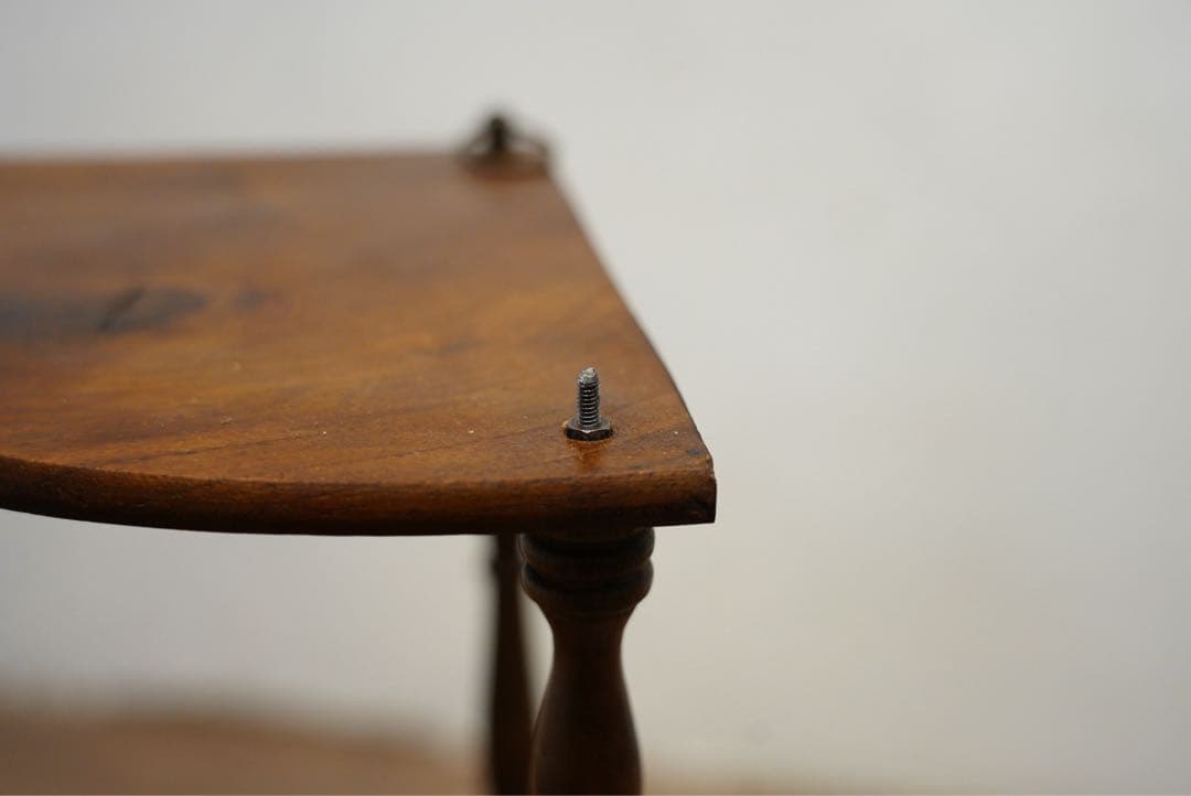 フランスアンティーク　シェルフ　壁掛け可能　コーナー　棚