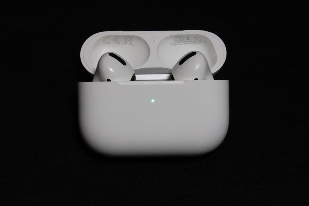 AirPods Pro MLWK3J/A 新品イヤーチップ付き