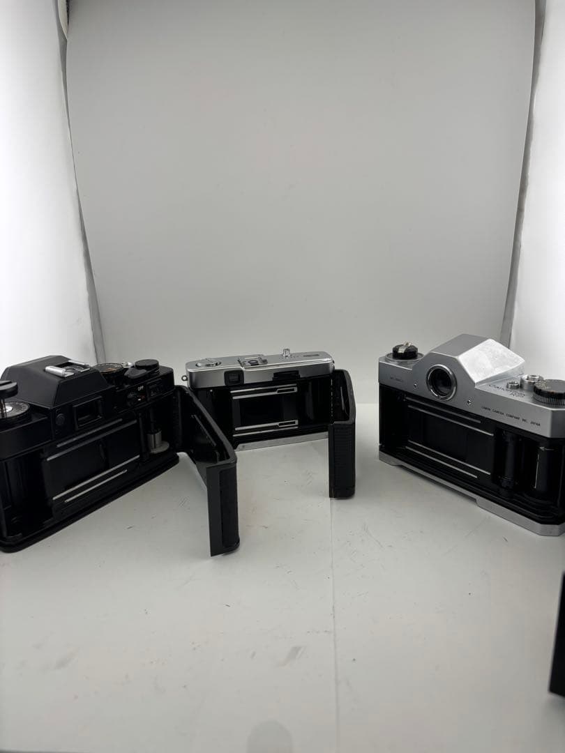 フィルムカメラとデジタル一眼レフセット