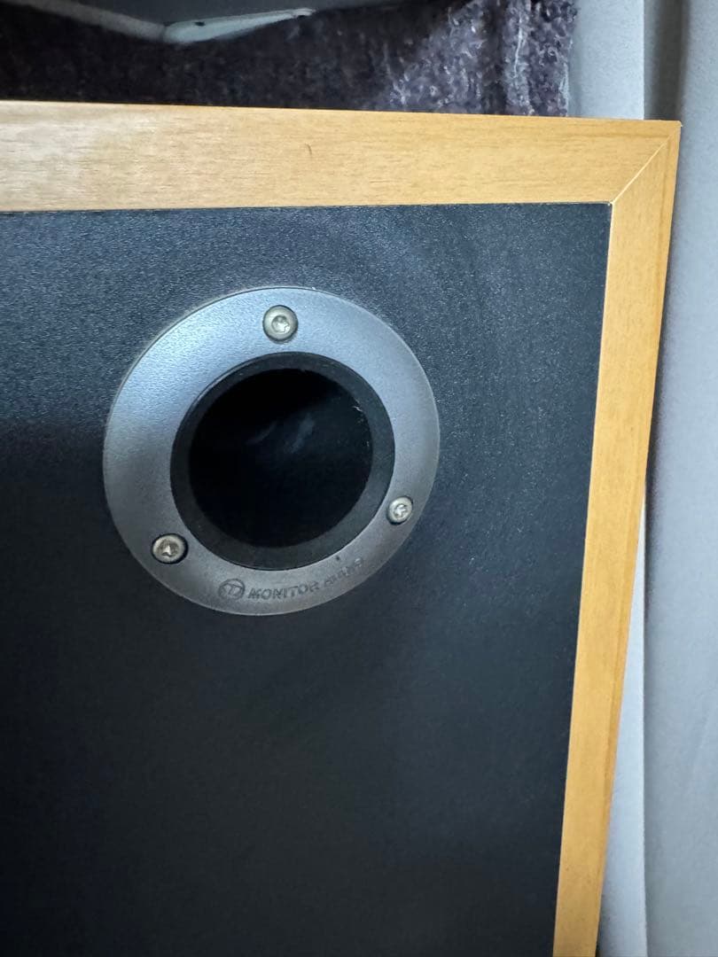 トールボーイ型スピーカーmonitor audio Bronze BR6 1本