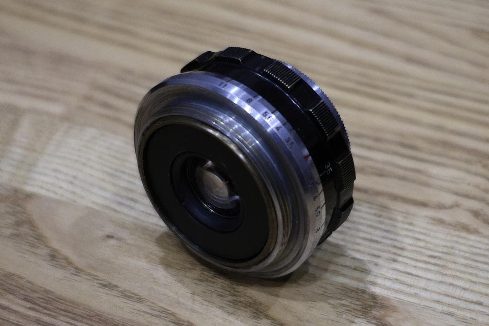 W.KOMURA 35mm f3.5 Lマウント