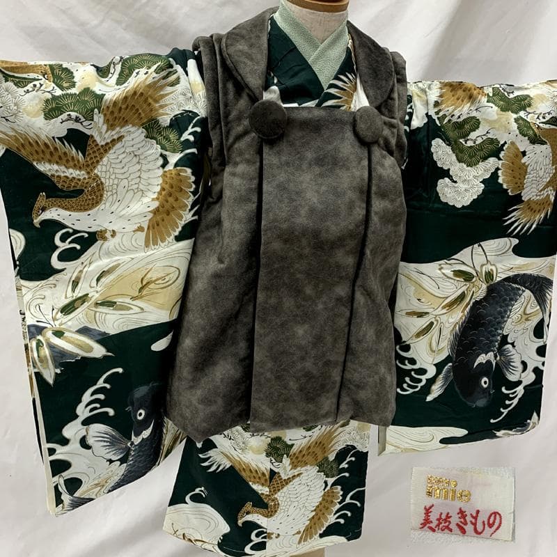 601ab2□七五三 三歳 セミアンティーク 男児 着物&被布 鯉 鷹 緑□美品