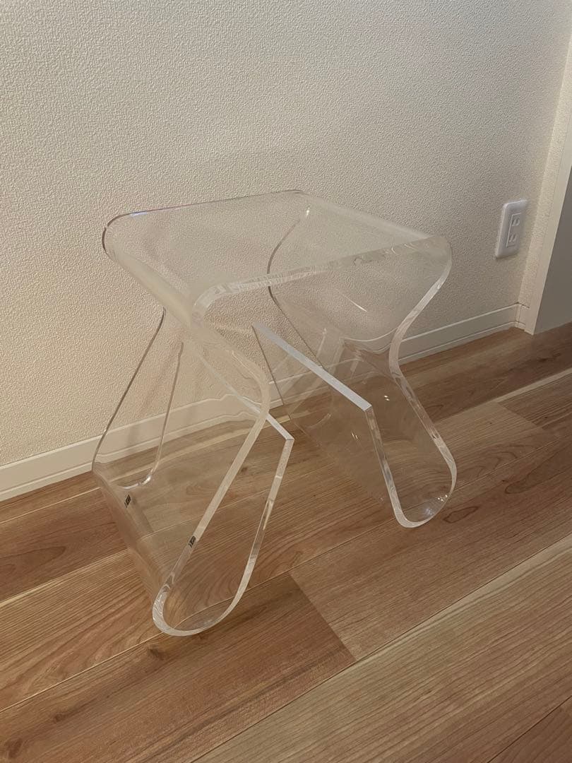 マジノスツール　マガジンラック　umbra