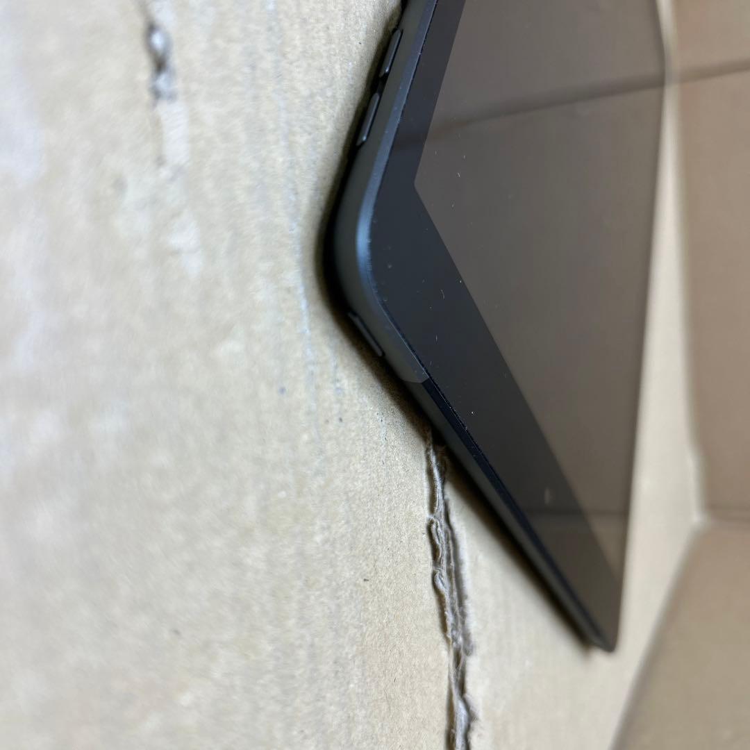 Apple iPad (第９世代) Wi-Fi + Cellular 64GB