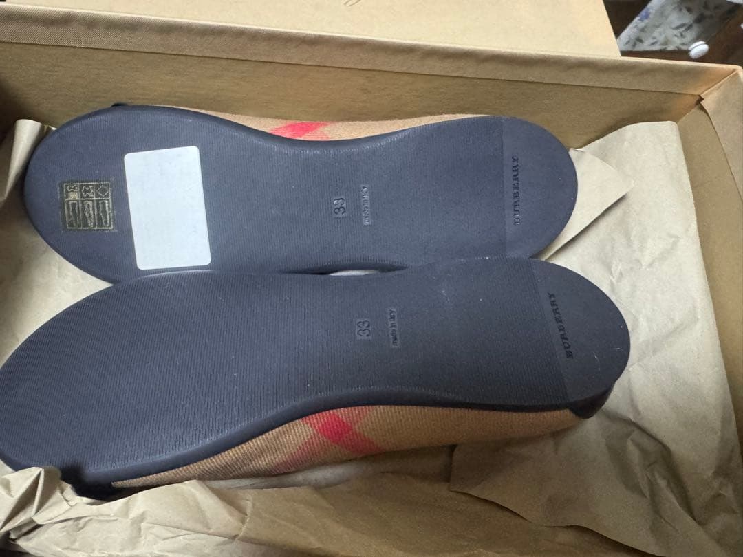 Burberry 靴　フラットシューズ　バーバリーチェック　バレエシューズ