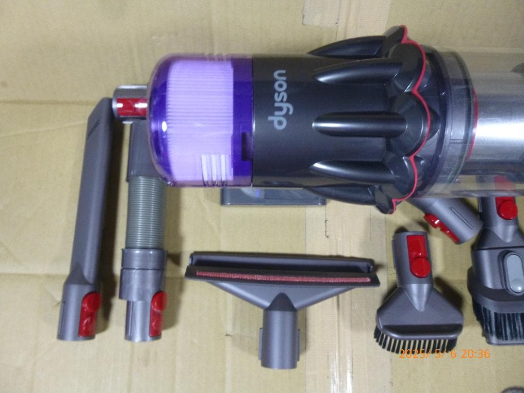 ダイソンSV18　新品ボディ本体と中古周辺パーツ　エコ44分　美品