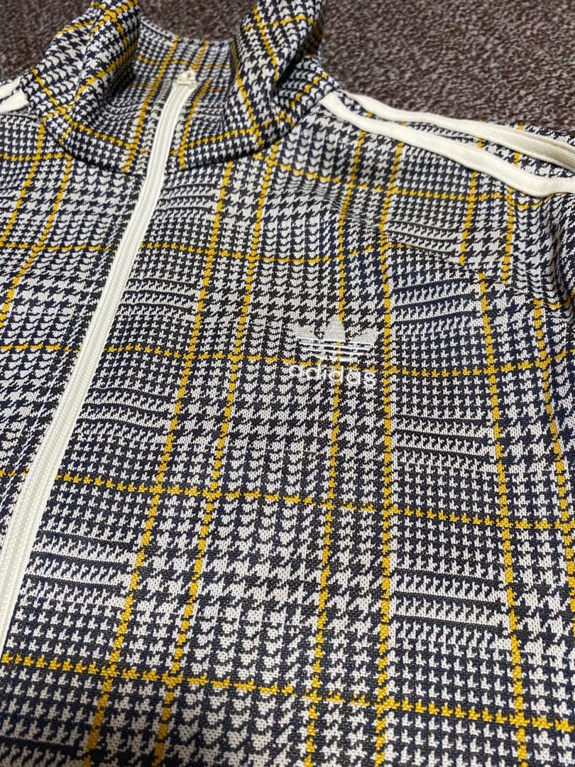 adidas ジャージ　千鳥柄　黒　黄色