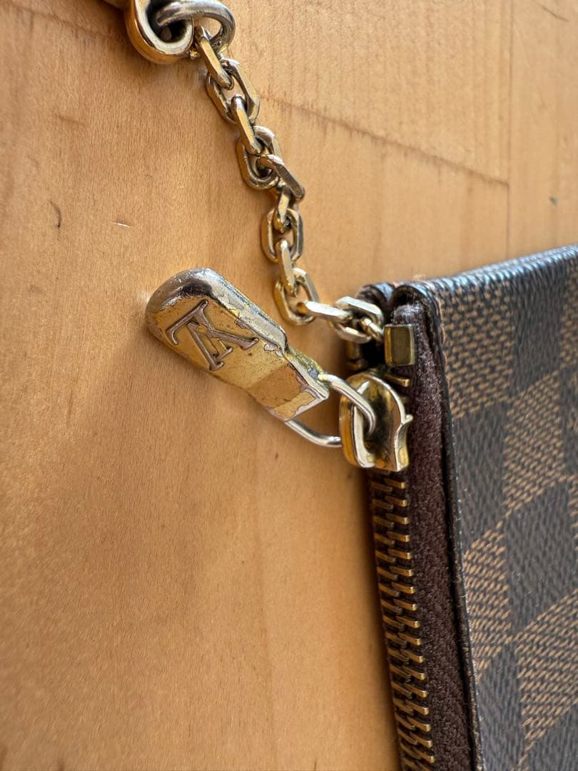 ルイ・ヴィトン ダミエ ケース