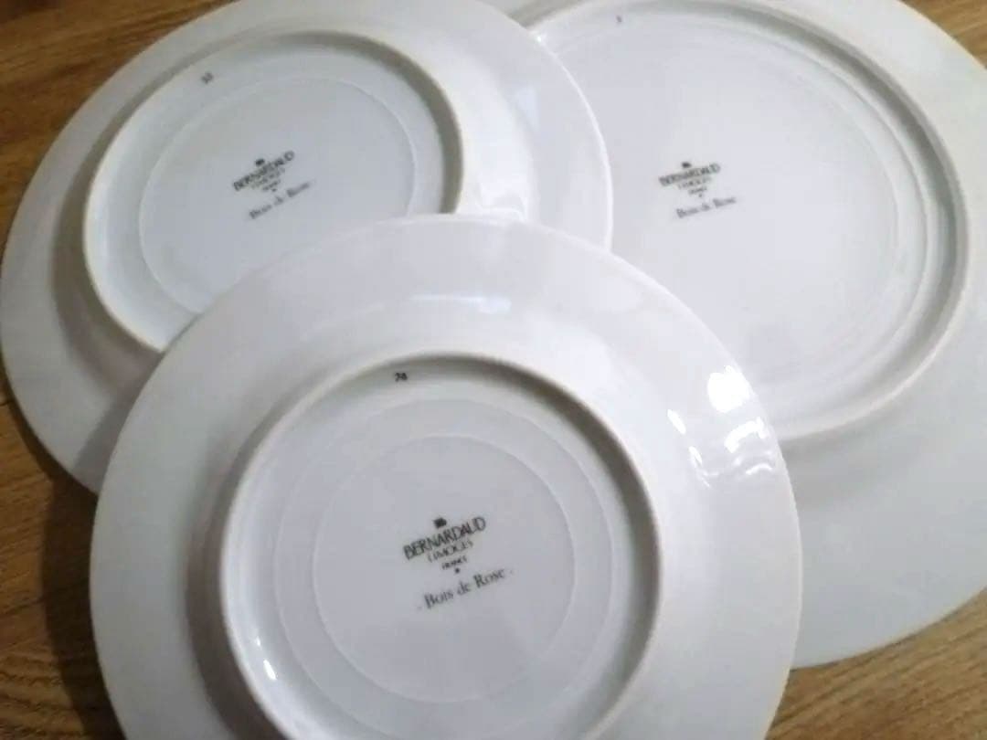 ベルナルド ボアドローズ カップ＆ソーサーと プレートのセット